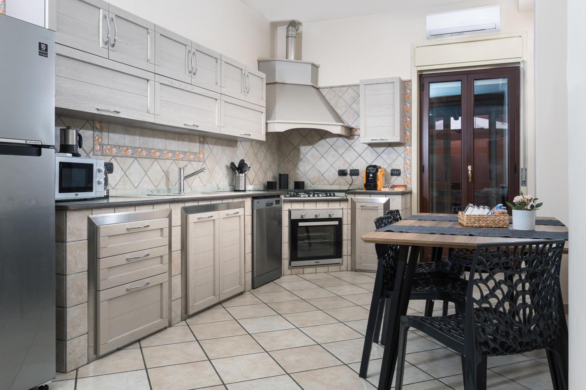 Casa Ruby Apartment Мистербианко Екстериор снимка